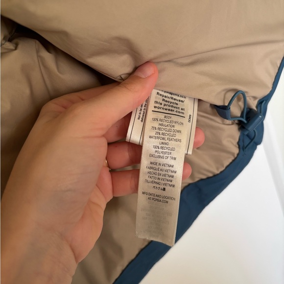 Patagonia Blue Shell Puffer Jacket - Picture 6 of 11